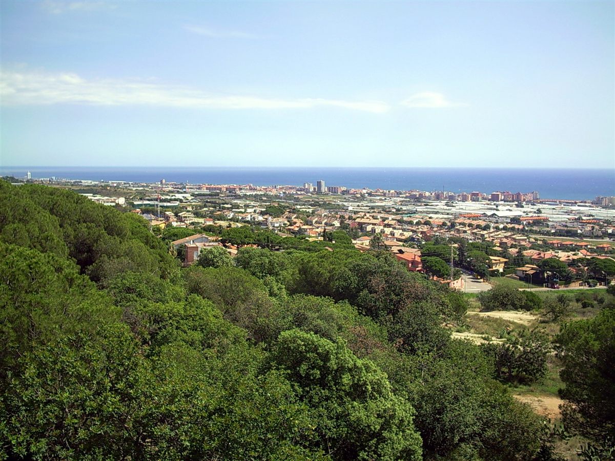 Vista general de Vilassar de Mar hacia la costa desde La Cisa